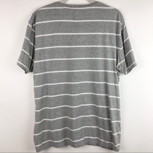 Old Navy 100% Cotton V-Neck Soft Wash Striped - Picture 4 of 9